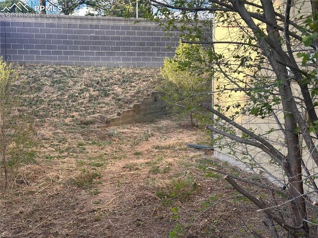 628 Prairie Star Circle, Colorado Springs, CO 80916