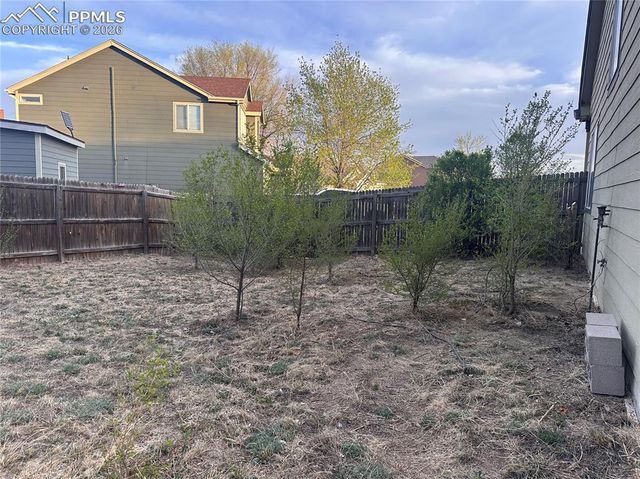 628 Prairie Star Circle, Colorado Springs, CO 80916