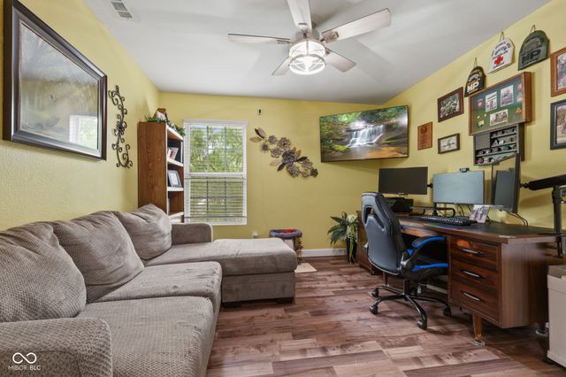 1179 N Aberdeen Drive, Franklin, IN 46131