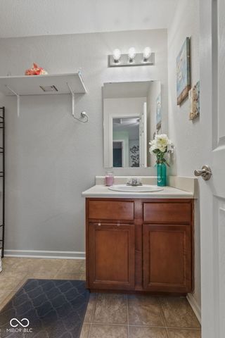 1179 N Aberdeen Drive, Franklin, IN 46131