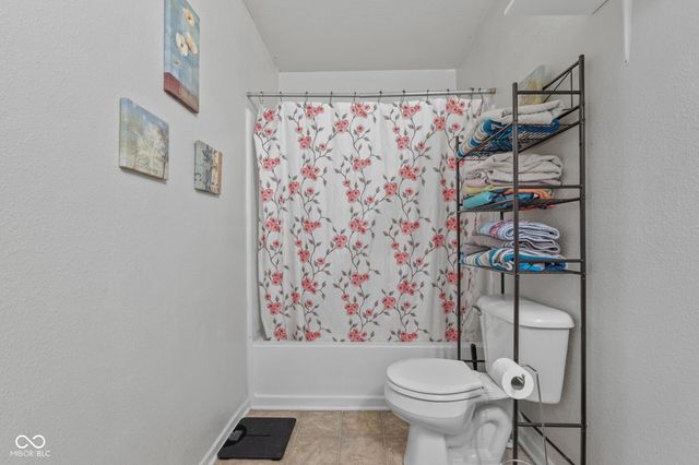 1179 N Aberdeen Drive, Franklin, IN 46131