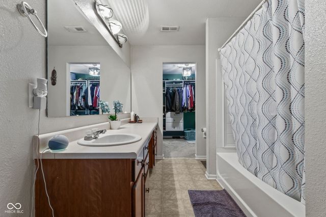 1179 N Aberdeen Drive, Franklin, IN 46131