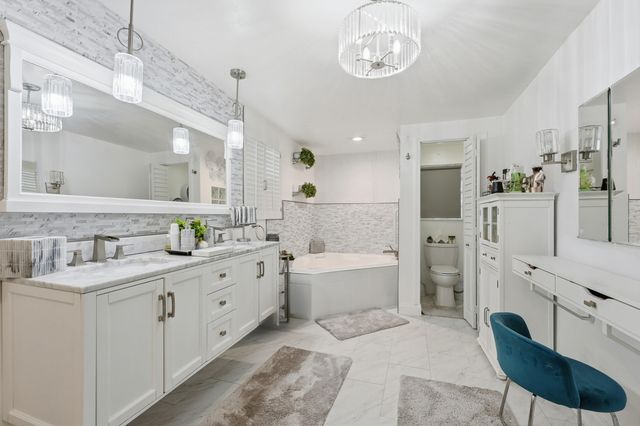 924 Sarazen Drive, West Palm Beach, FL 33413