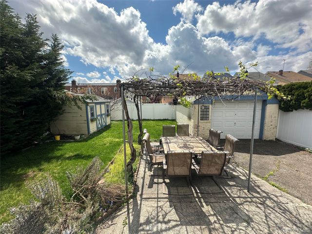 151-26 20th Avenue, Whitestone, NY 11357