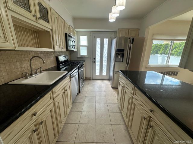 151-26 20th Avenue, Whitestone, NY 11357
