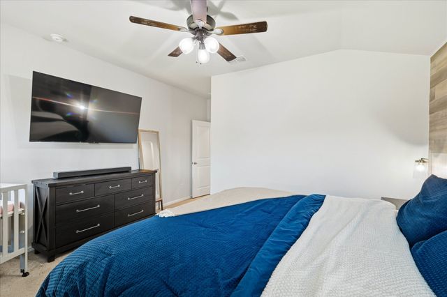 229 Abingdon Street, Azle, TX 76020