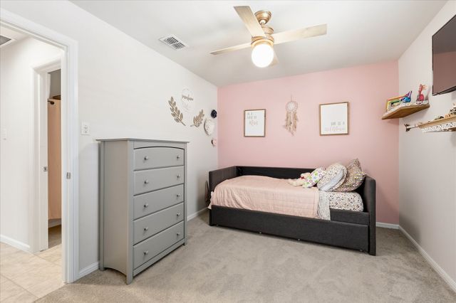 229 Abingdon Street, Azle, TX 76020