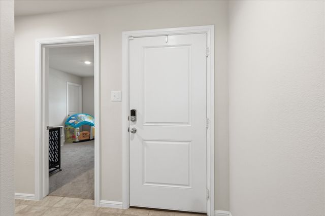 229 Abingdon Street, Azle, TX 76020