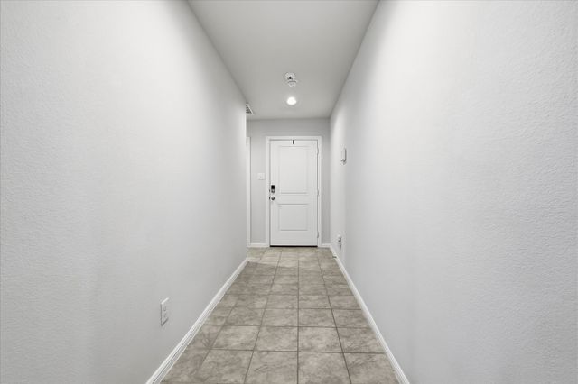 229 Abingdon Street, Azle, TX 76020