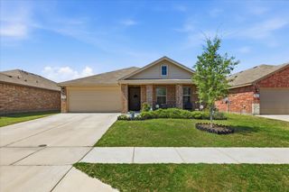 229 Abingdon Street, Azle, TX 76020
