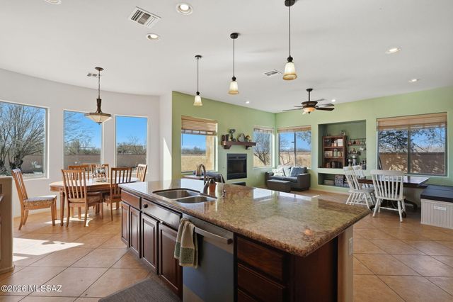 12911 W Zebra Aloe Place, Tucson, AZ 85743