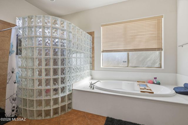 12911 W Zebra Aloe Place, Tucson, AZ 85743