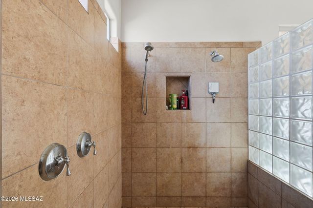 12911 W Zebra Aloe Place, Tucson, AZ 85743