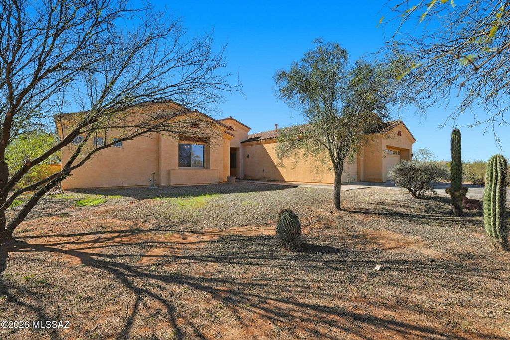 12911 W Zebra Aloe Place, Tucson, AZ 85743