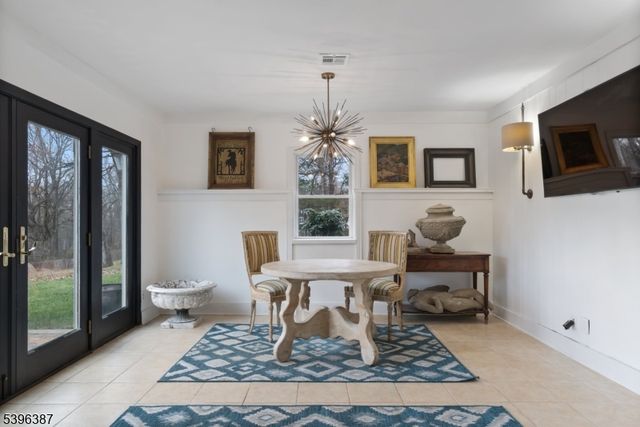 120 Mountainside Rd, Mendham Boro, NJ 07945