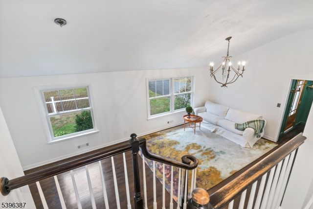 120 Mountainside Rd, Mendham Boro, NJ 07945