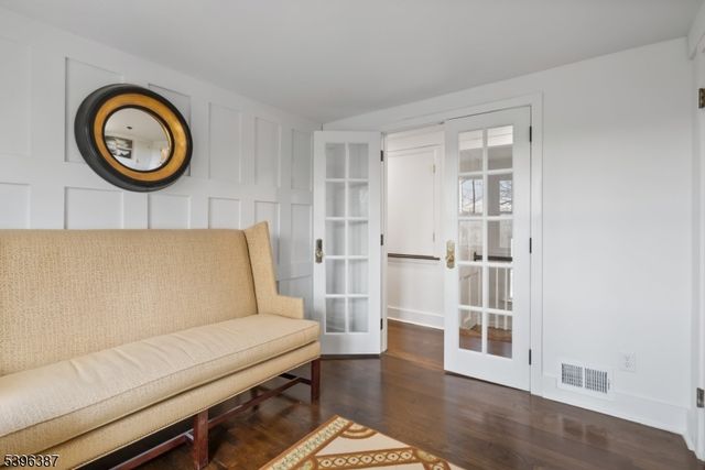 120 Mountainside Rd, Mendham Boro, NJ 07945