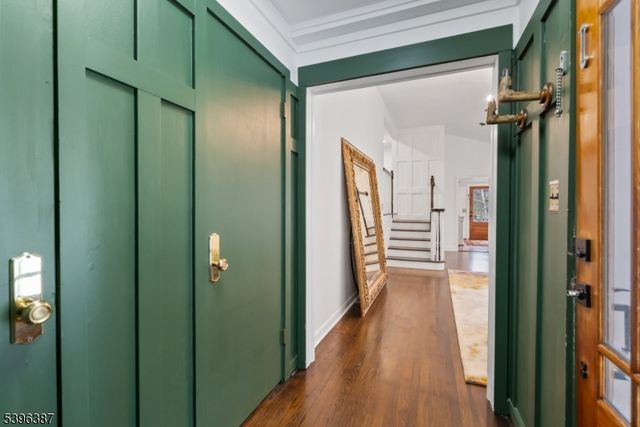 120 Mountainside Rd, Mendham Boro, NJ 07945