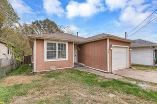 1906 North Golden Avenue, Springfield, MO 65802