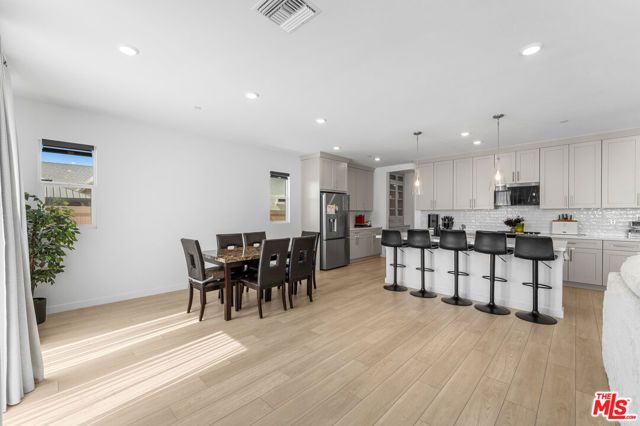 42831 Coronet Drive, Lancaster, CA 93536