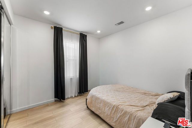 42831 Coronet Drive, Lancaster, CA 93536