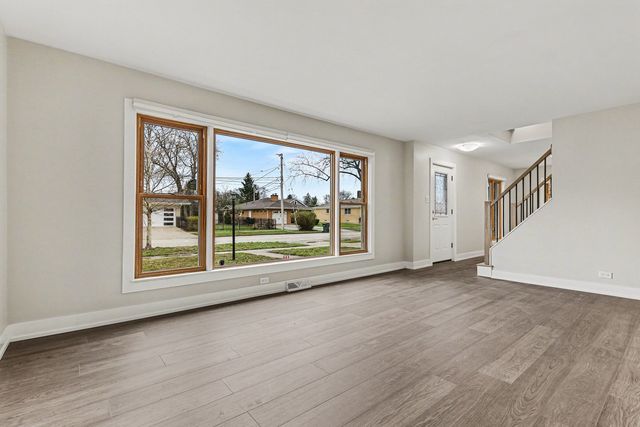 538 N Broadway Avenue, Park Ridge, IL 60068