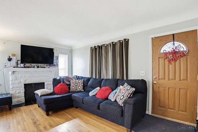 2034 Sundale Avenue, Cincinnati, OH 45239