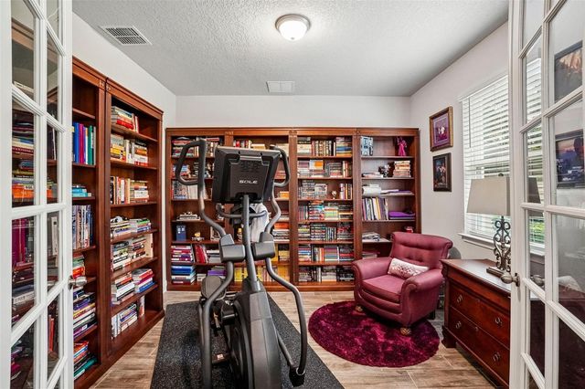 1005 NIGHT SONG STREET, Valrico, FL 33594