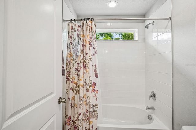 1005 NIGHT SONG STREET, Valrico, FL 33594