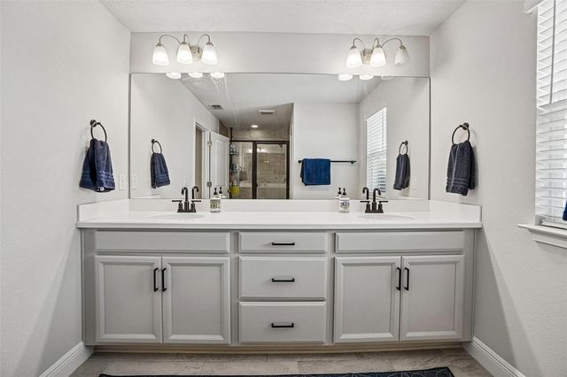 1005 NIGHT SONG STREET, Valrico, FL 33594