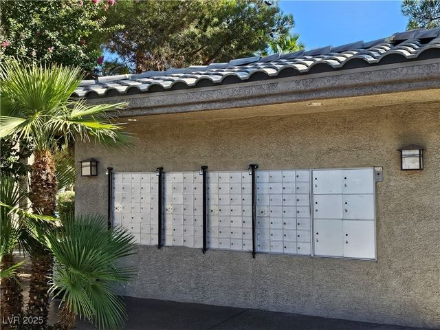 4400 South Jones Boulevard 2102, Las Vegas, NV 89103