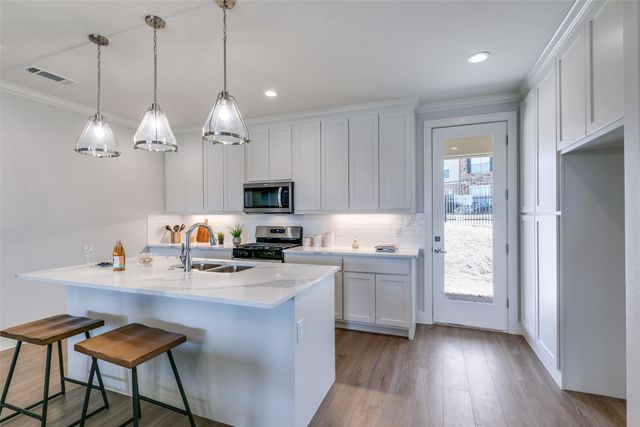 635 Community Lane, Rockwall, TX 75087