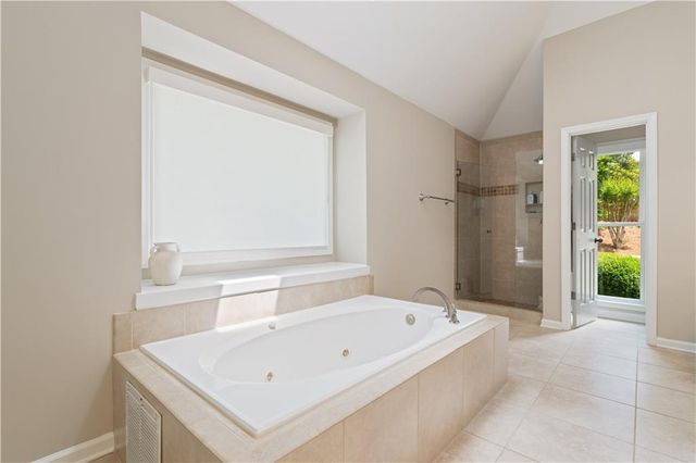 1810 Broadwell Oaks Drive, Alpharetta, GA 30004