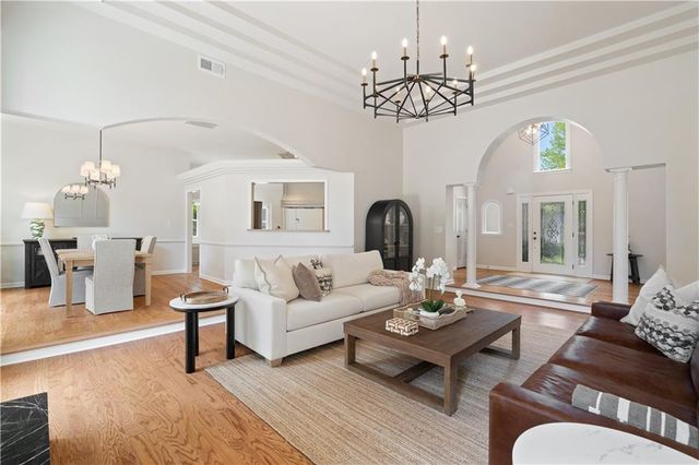 1810 Broadwell Oaks Drive, Alpharetta, GA 30004
