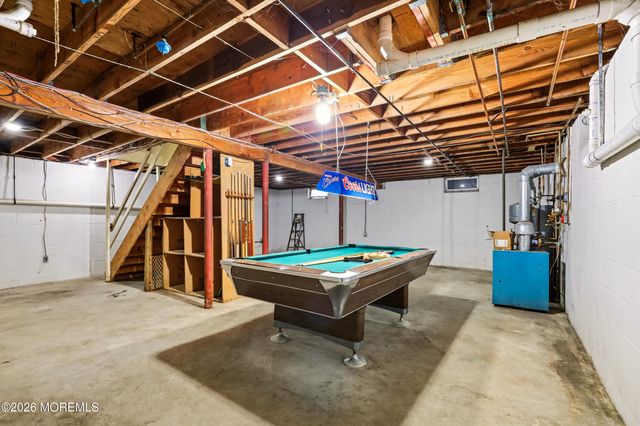 829 Mizzen Avenue, Beachwood, NJ 08722
