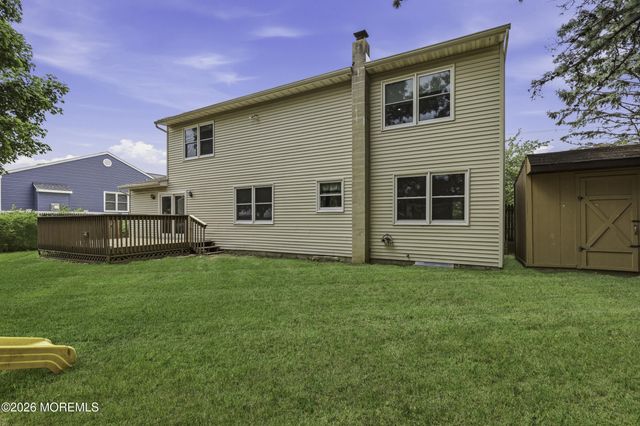 829 Mizzen Avenue, Beachwood, NJ 08722