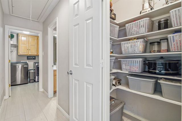 3201 Bridlegate Drive, Arlington, TX 76016