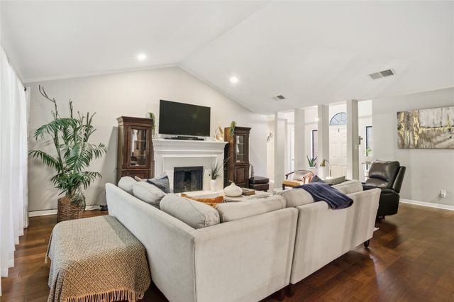 3201 Bridlegate Drive, Arlington, TX 76016