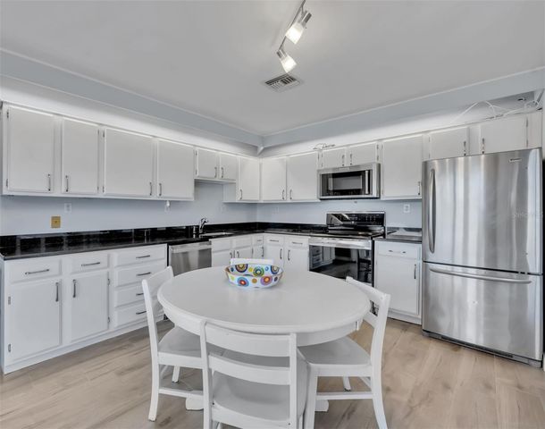 897 JONATHAN WAY 897, Altamonte Springs, FL 32701