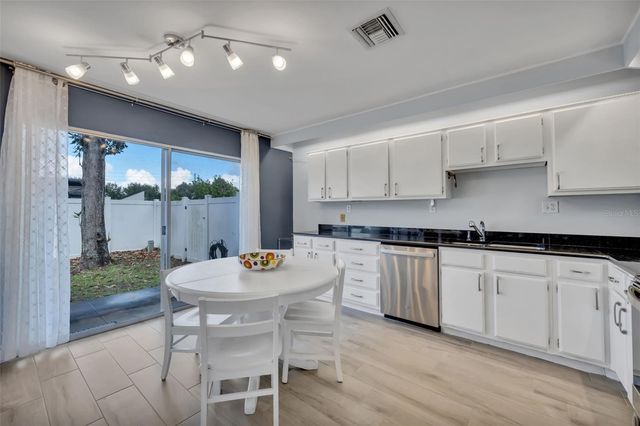 897 JONATHAN WAY 897, Altamonte Springs, FL 32701