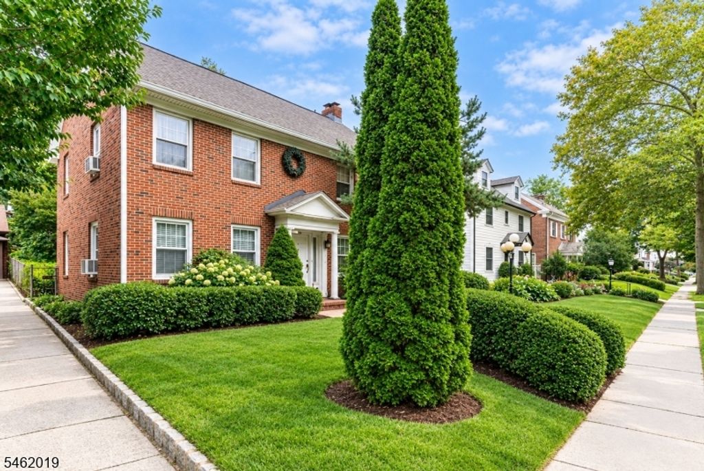 523 Lake St, Newark City, NJ 07104 — exterior