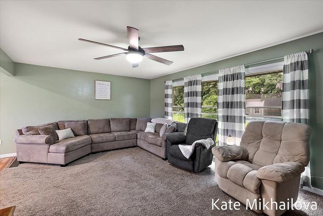 1249 Chalmers Drive, Battle Creek, MI 49015