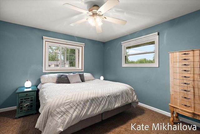 1249 Chalmers Drive, Battle Creek, MI 49015
