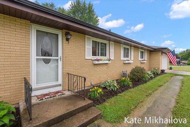 1249 Chalmers Drive, Battle Creek, MI 49015
