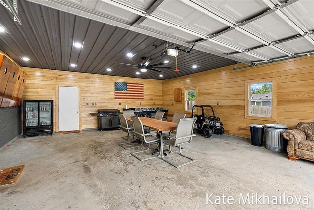 1249 Chalmers Drive, Battle Creek, MI 49015