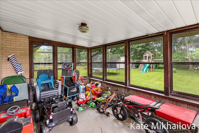 1249 Chalmers Drive, Battle Creek, MI 49015