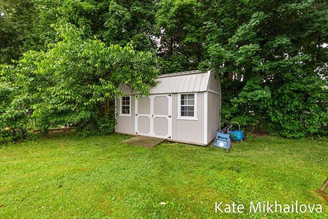 1249 Chalmers Drive, Battle Creek, MI 49015