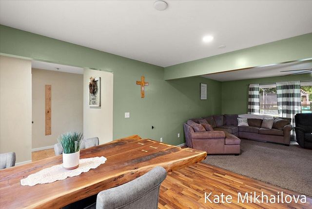 1249 Chalmers Drive, Battle Creek, MI 49015