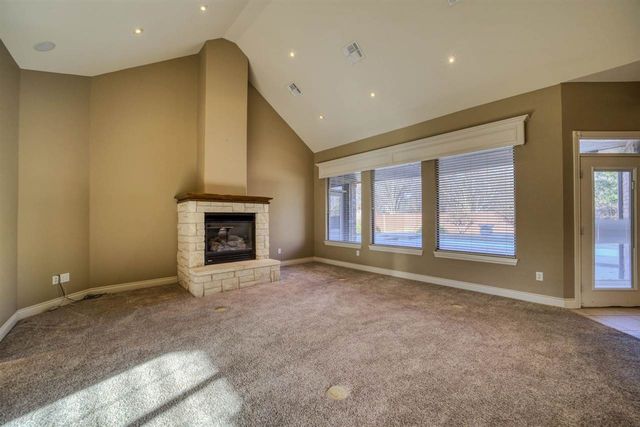 1415 NE Independence Ave, Lawton, OK 73507