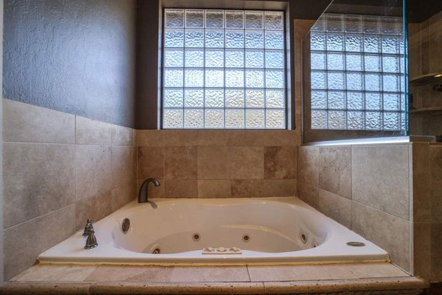 1415 NE Independence Ave, Lawton, OK 73507